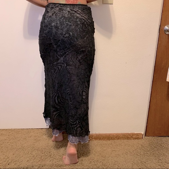 Komarov textured swirl pattern maxi skirt Small - Picture 5 of 9